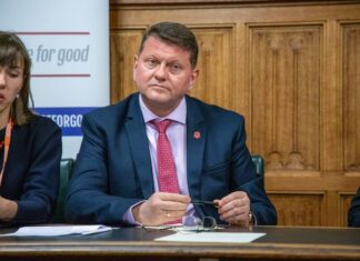 Залужный заявил о начале «третьей мировой войны» и перечислил страны, помогающие РФ