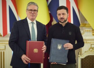 Зеленский заинтриговал заявлением о тайной части 100-летнего соглашения с Британией