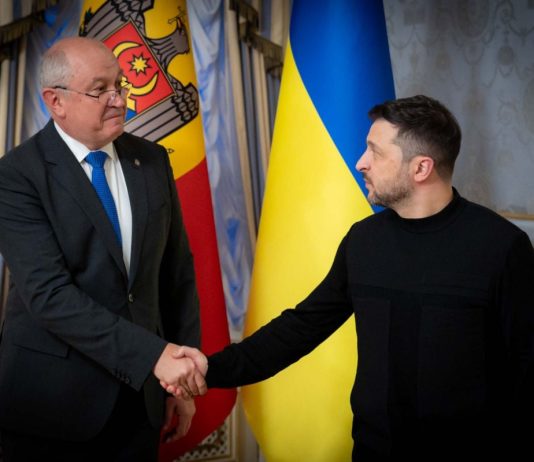 Киев и Кишинев усиливают союз: большая делегация Молдовы прибыла в столицу Украины
