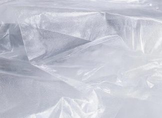 Прозрачная пленка ПВХ: свойства и применение